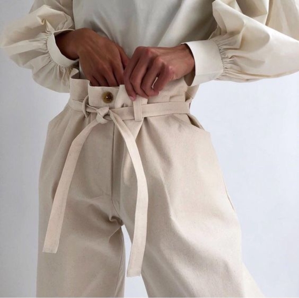 Гардеробные тонкости: как выбрать идеальные брюки?