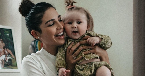 Санта Димопулос поделилась счастливыми кадрами с празднования дня рождения дочери