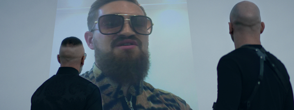 Конор Макгрегор и Артем Лобов снялись в клипе SERYOGA