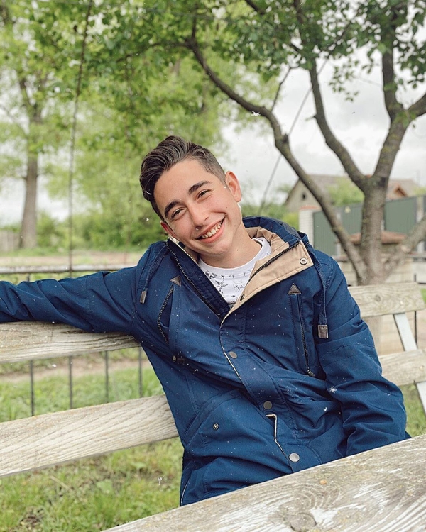 Победитель "Голоса країни"-10 показал свою девушку