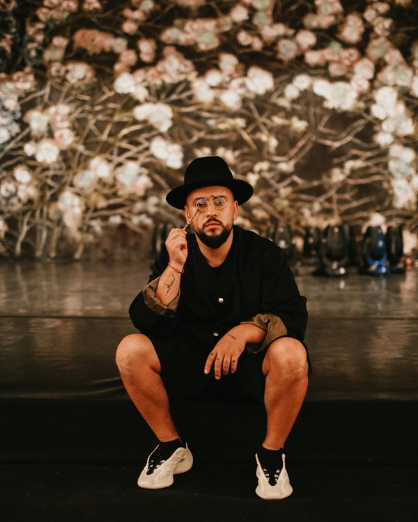 Монатик в компании Дорофеевой отдыхает на яхте в Турции