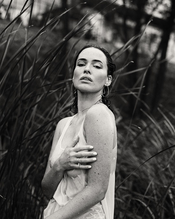 «Крутая во всем!»: Даша Астафьева попробовала себя в роли художницы