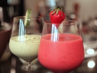 Три полезных смузи от судьи "МастерШеф" Эктора Хименес-Браво