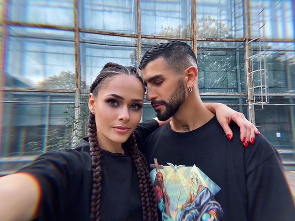 В Сеть слили кадры, где партнер Саниной Дима Жук позирует в белье