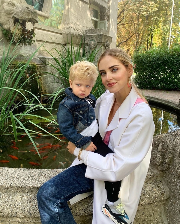 Известная блогерша Кьяра Ферраньи во второй раз станет мамой