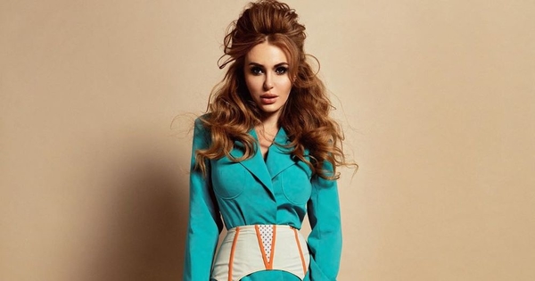 Слава Каминская засветила стройную фигуру в Египте