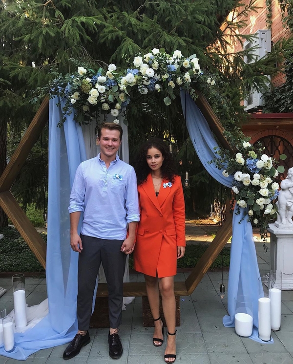 Звезда сериала "Сага" Игорь Пазыч женится