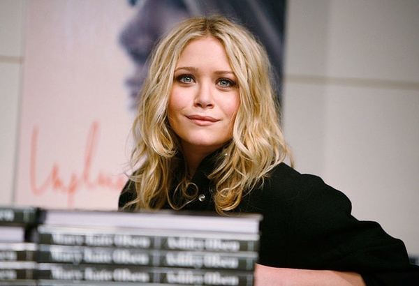 Окружение Мэри-Кейт Олсен раскрыло детали ее личной жизни после развода с Саркози