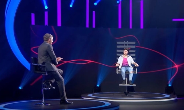 "Детектор лжи": Неужели дочь имела сексуальные отношения с любовником матери?