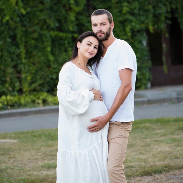 Илона Гвоздева показала трогательные кадры с выписки из роддома