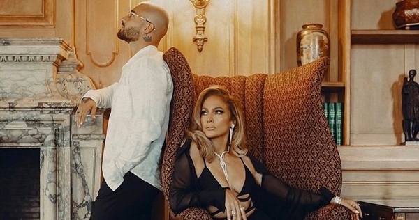 Дженнифер Лопес снялась в горячем фотосете с колумбийским красавцем