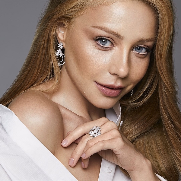 Редкий кадр: Тина Кароль засветила лицо своего сына – фото