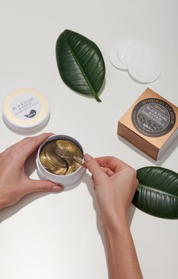 ТОП-5 бьюти-средств, которые можно хранить в холодильнике