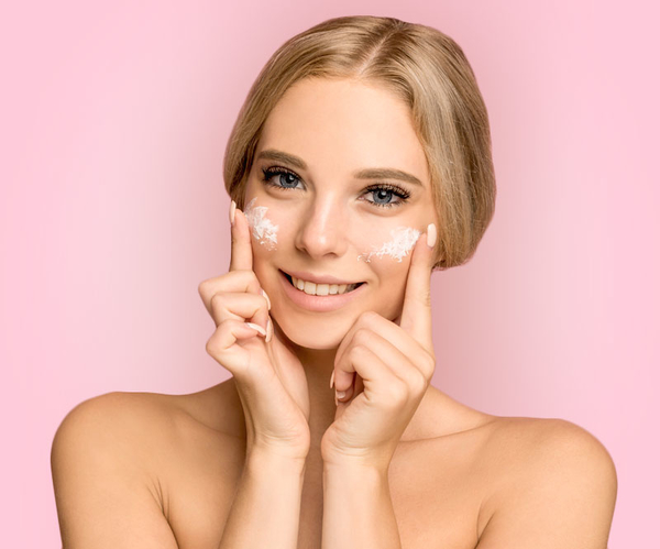 ТОП-5 бьюти-средств, которые можно хранить в холодильнике