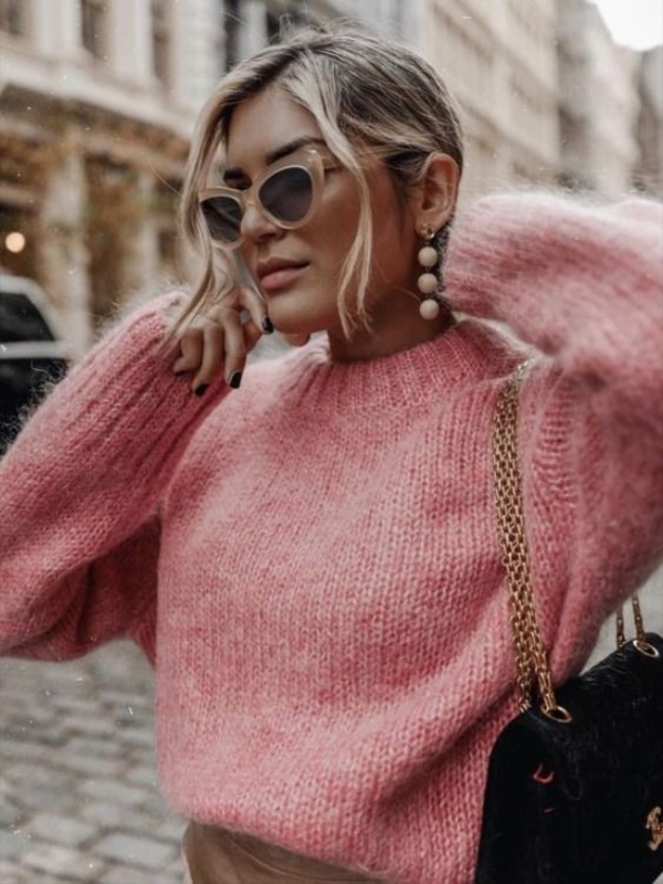 Утепляемся стильно: 10 идеальных свитеров этой осени