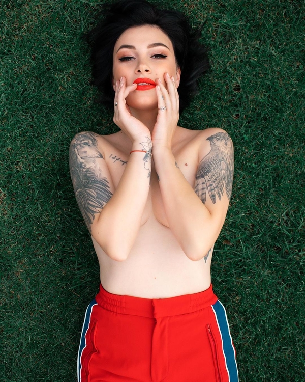 «Выглядит обидно»: Анастасия Приходько высмеяла Ольгу Фреймут