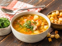 Гороховый суп с копченостями: Пошаговый рецепт