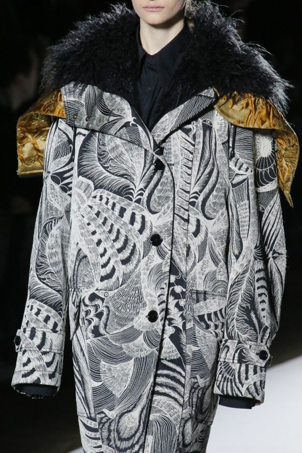 Прочь безвкусицу: пуховики, которые давно вышли из моды