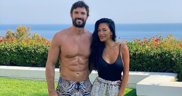 Николь Шерзингер трогательно поздравила бойфренда с первой годовщиной