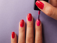 Вред или польза: основные плюсы и минусы нанесения гель-лака