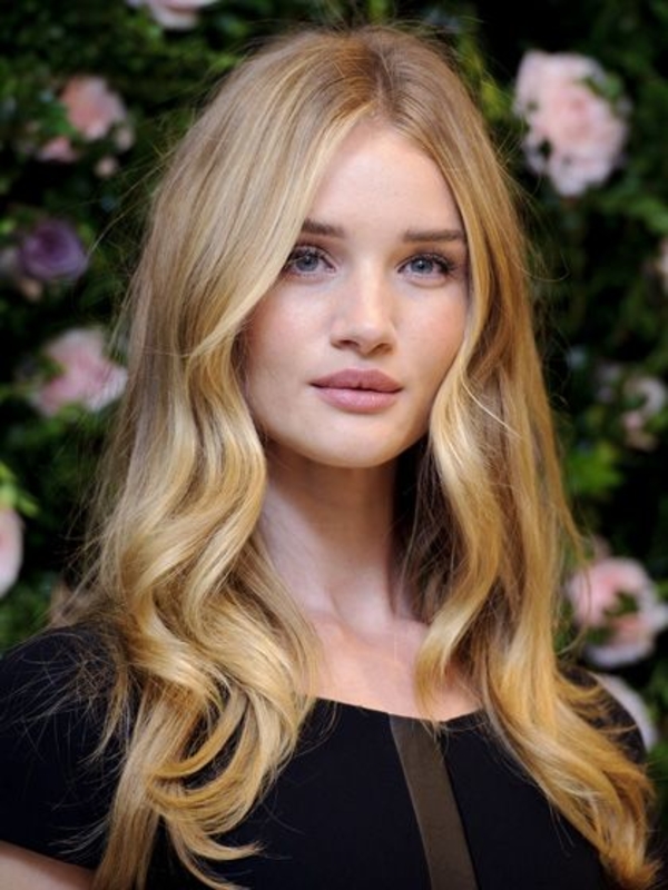 3 стильные прически для длинных волос, которые всегда будут в тренде