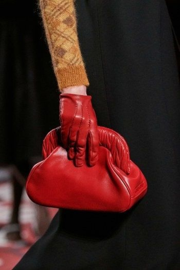 Вязаные или кожаные: как выбрать идеальные перчатки на зиму