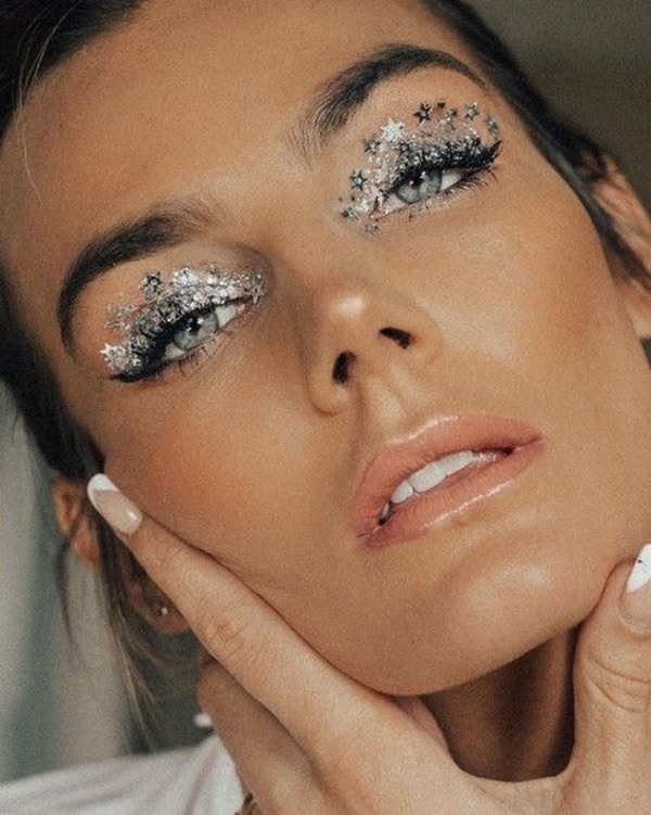 ТОП-5 идей для блестящего новогоднего макияжа