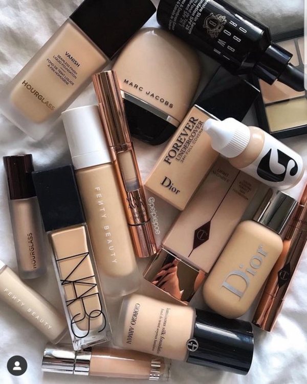 Советы и хитрости визажистов: как сделать идеальный макияж для крутых селфи