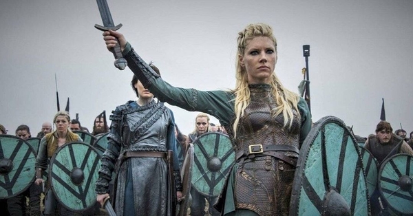 Именинница Кэтрин Винник: Интересные факты о канадской актрисе с украинскими корнями