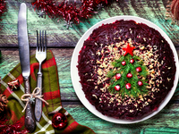 ТОП-6 новых диетических салатов на Новый год 2021