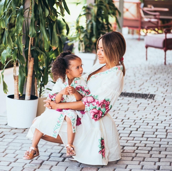 Гайтана похвасталась вокальными данными 3-летней дочери Сапфир-Николь