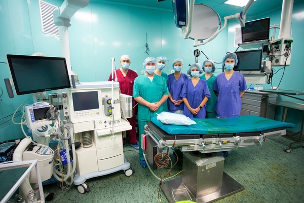 WOG передал Институту Амосова новое современное оборудование для детской операционной