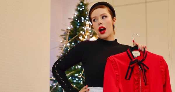 Соня Плакидюк снялась в соблазнительном образе блондинки