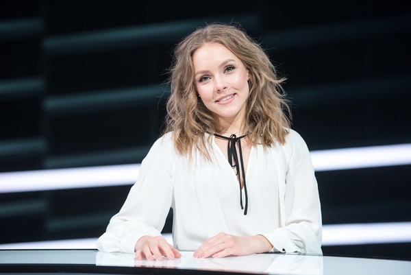 Алена Шоптенко встретила Новый год за кулисами в плавках