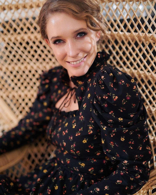 Сладкая жизнь: Катя Осадчая похвасталась дорогой машиной