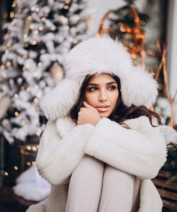 Экс-"ВИА Гра" Санта Димопулос показала архивное фото с покойным отцом