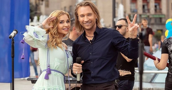 "Можно смотреть вечно": Олег Винник публично поздравил жену с днем рождения