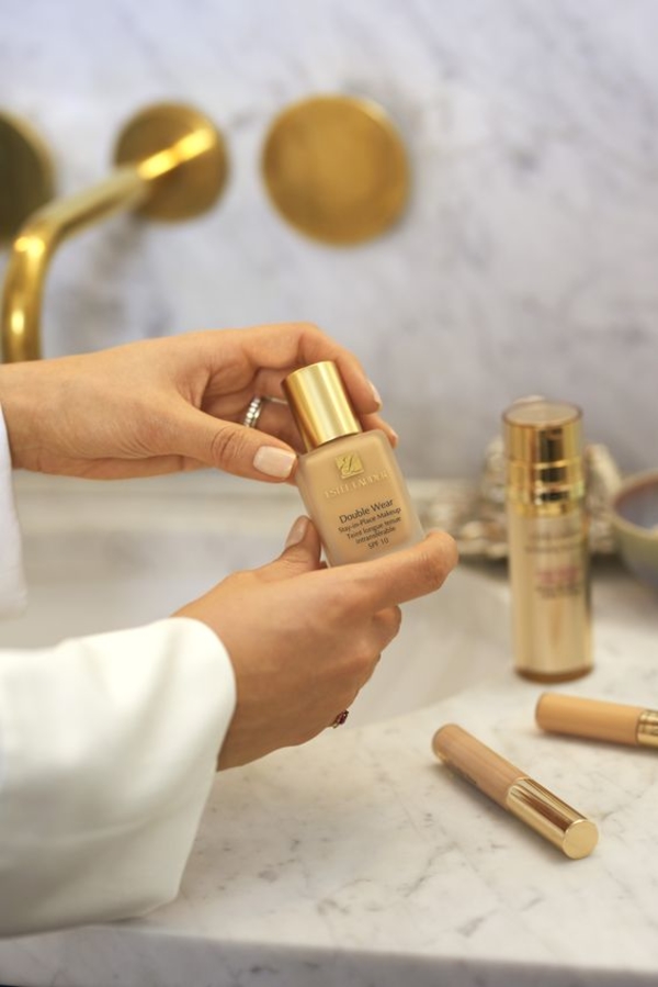 Не всегда вредно: 3 самых ошибочных мнения о тональном креме