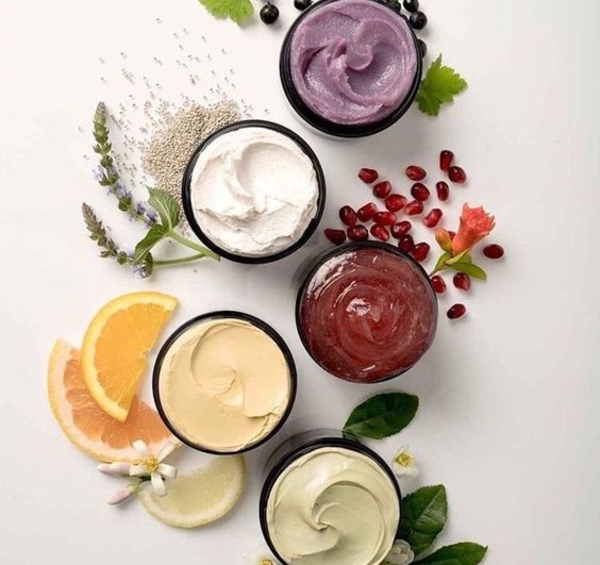 Маски для губ: зачем они нужны, и как выбрать подходящую