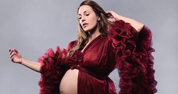 Мерьем Узерли из "Великолепного века" родила второго ребенка