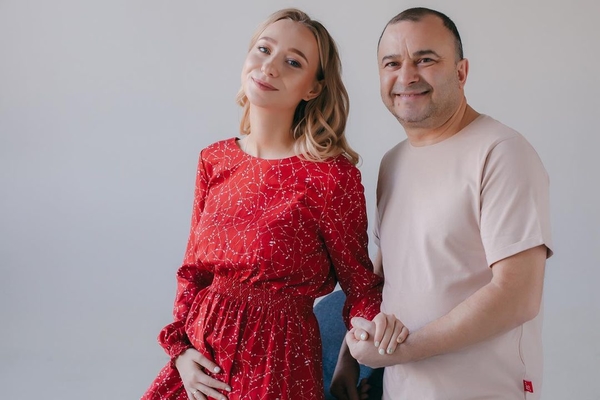 26-летняя супруга Виктора Павлика поделилась первыми подробностями беременности