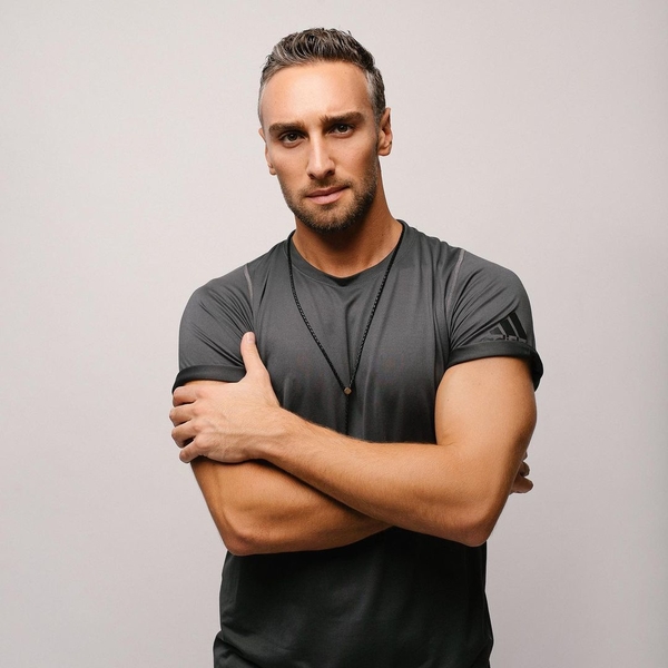 "Теперь вы знаете обо мне все": Иракли Макацария показал, как выглядел в школьные годы