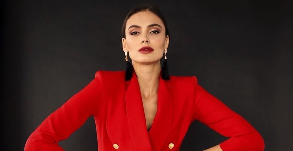 Финалистка "Холостяка 10" Дана Оханская снялась в эротическом белье