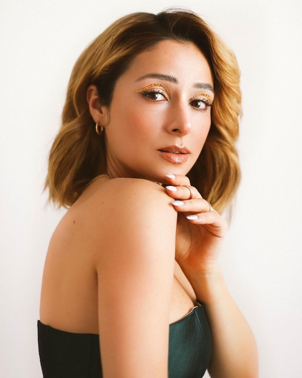 «Очень похожи»: Злата Огневич показала сексуальную младшую сестру