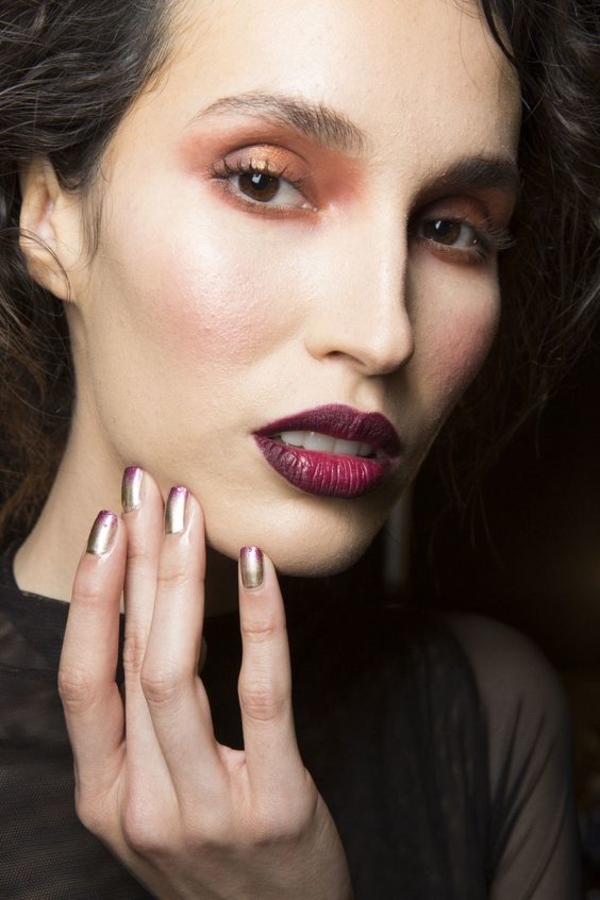 Бьюти-гороскоп: какая помада подойдет вам по знаку Зодиака