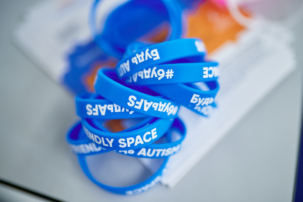 Українські перукарні будуть обслуговувати клієнтів з аутизмом