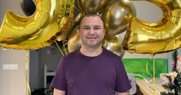 Беременная жена Виктора Павлика подарила ему на юбилей ДНК-тест