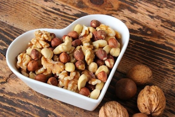 ТОП-5 продуктов для восстановления и укрепления ногтей