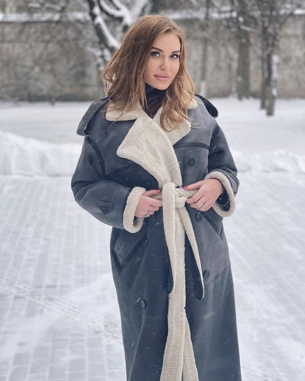 Слава Каминская в нижнем белье похвасталась постройневшим телом