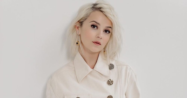 Победившая рак Мика Ньютон показала редкое фото с мужем-американцем